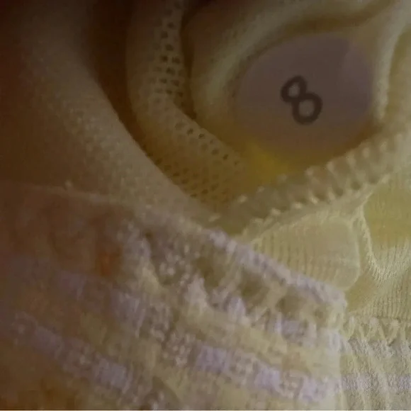 Lululemon athletica white/yellow tank tops size 8 - Picture 7 of 7